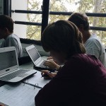Alumnos_estudiando